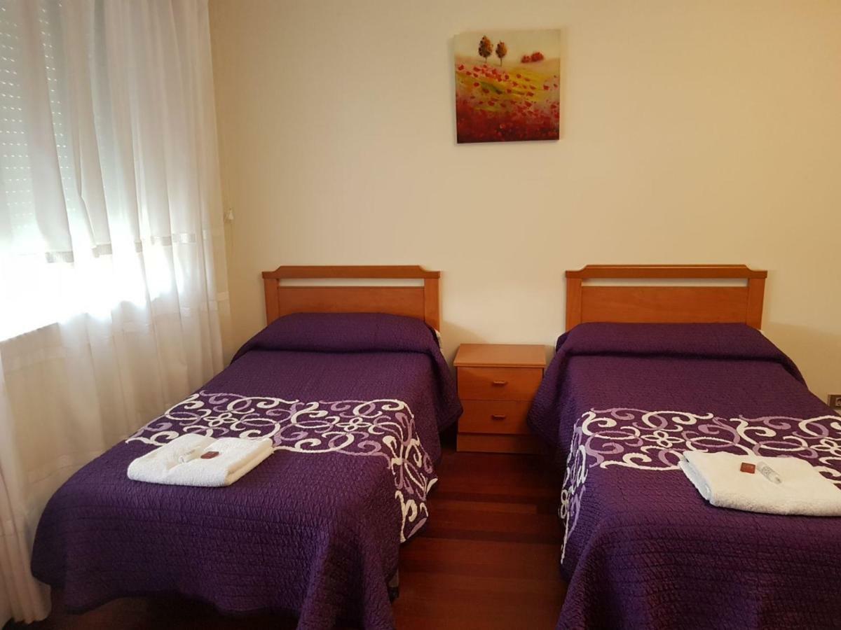Pension Garcia Tríacastela Extérieur photo